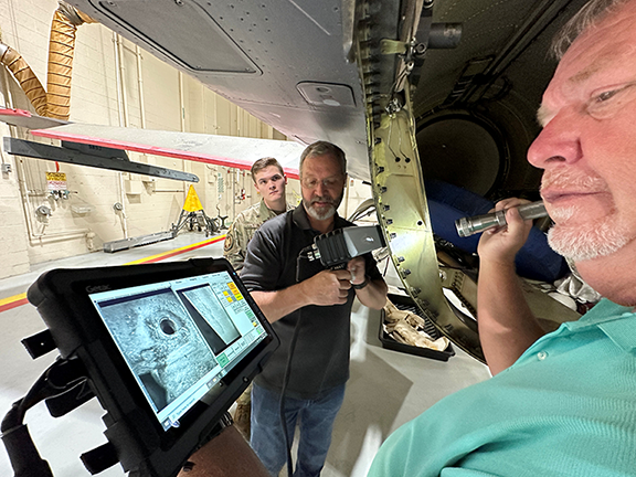 Grey Gecko GRIT image